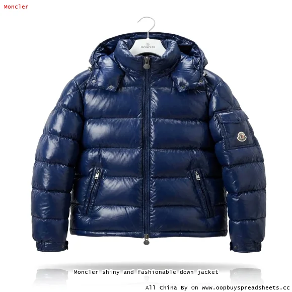 Moncler shiny and fashionable down jacket