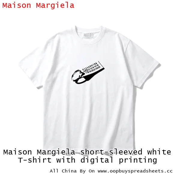 Maison Margiela short-sleeved white T-shirt with digital printing