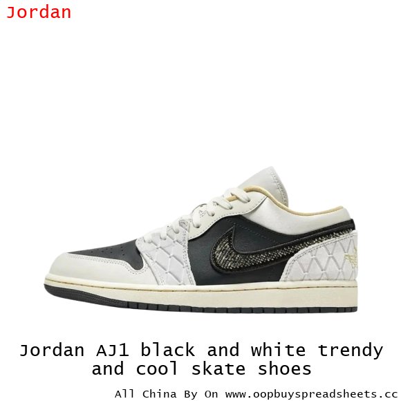 Jordan AJ1 black and white trendy and cool skate shoes