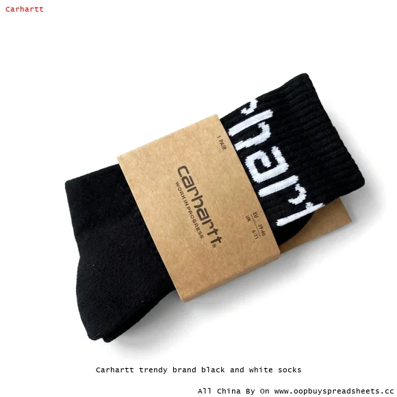 Carhartt trendy brand black and white socks