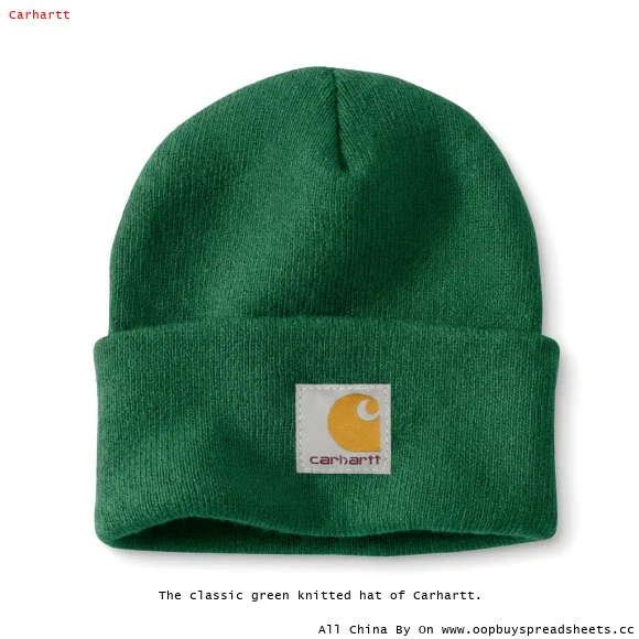 The classic green knitted hat of Carhartt.