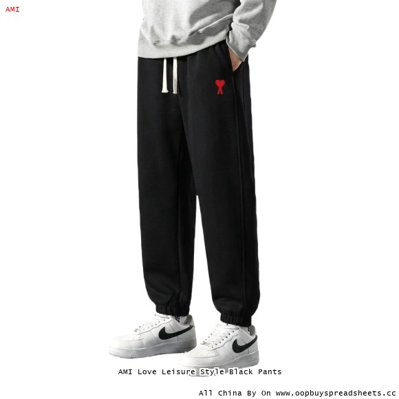 AMI Love Leisure Style Black Pants