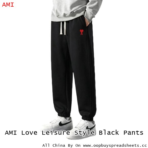 AMI Love Leisure Style Black Pants