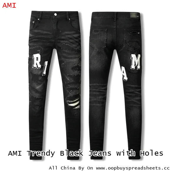 AMI Trendy Black Jeans with Holes