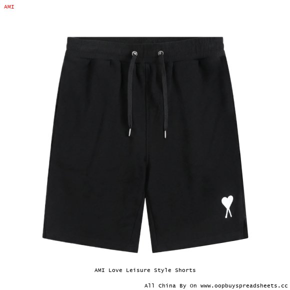 AMI Love Leisure Style Shorts