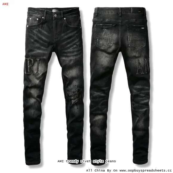AMI trendy rivet style jeans