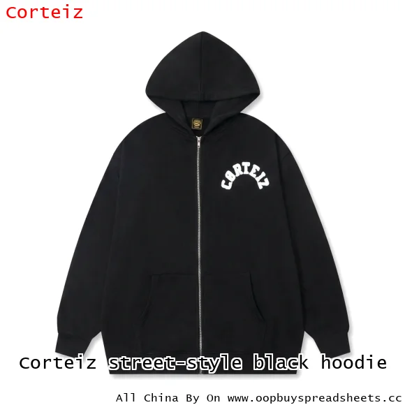 Corteiz street-style black hoodie