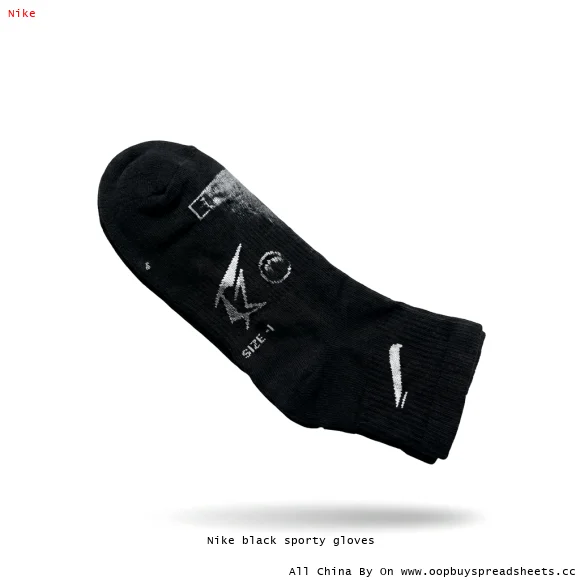 Nike black sporty gloves
